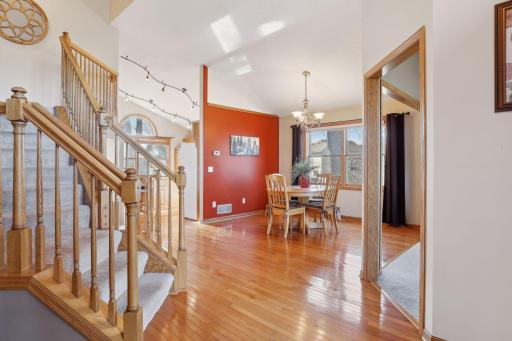 7113 47th Street Court N, Oakdale, MN 55128