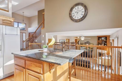 7113 47th Street Court N, Oakdale, MN 55128