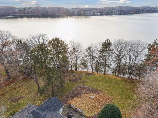 27940 Smithtown Road, Excelsior, MN 55331
