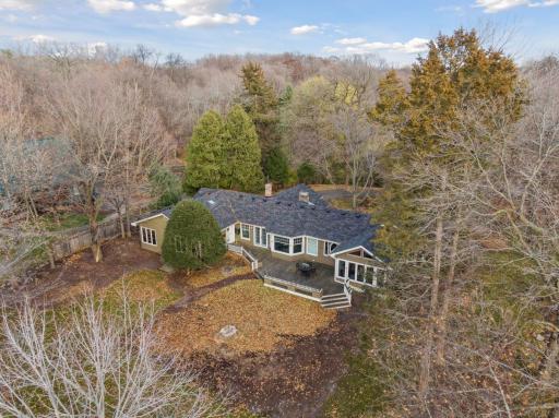 27940 Smithtown Road, Excelsior, MN 55331