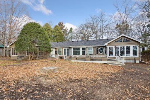 27940 Smithtown Road, Excelsior, MN 55331