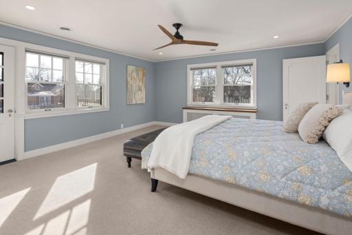 160 Woodlawn Avenue, Saint Paul, MN 55105