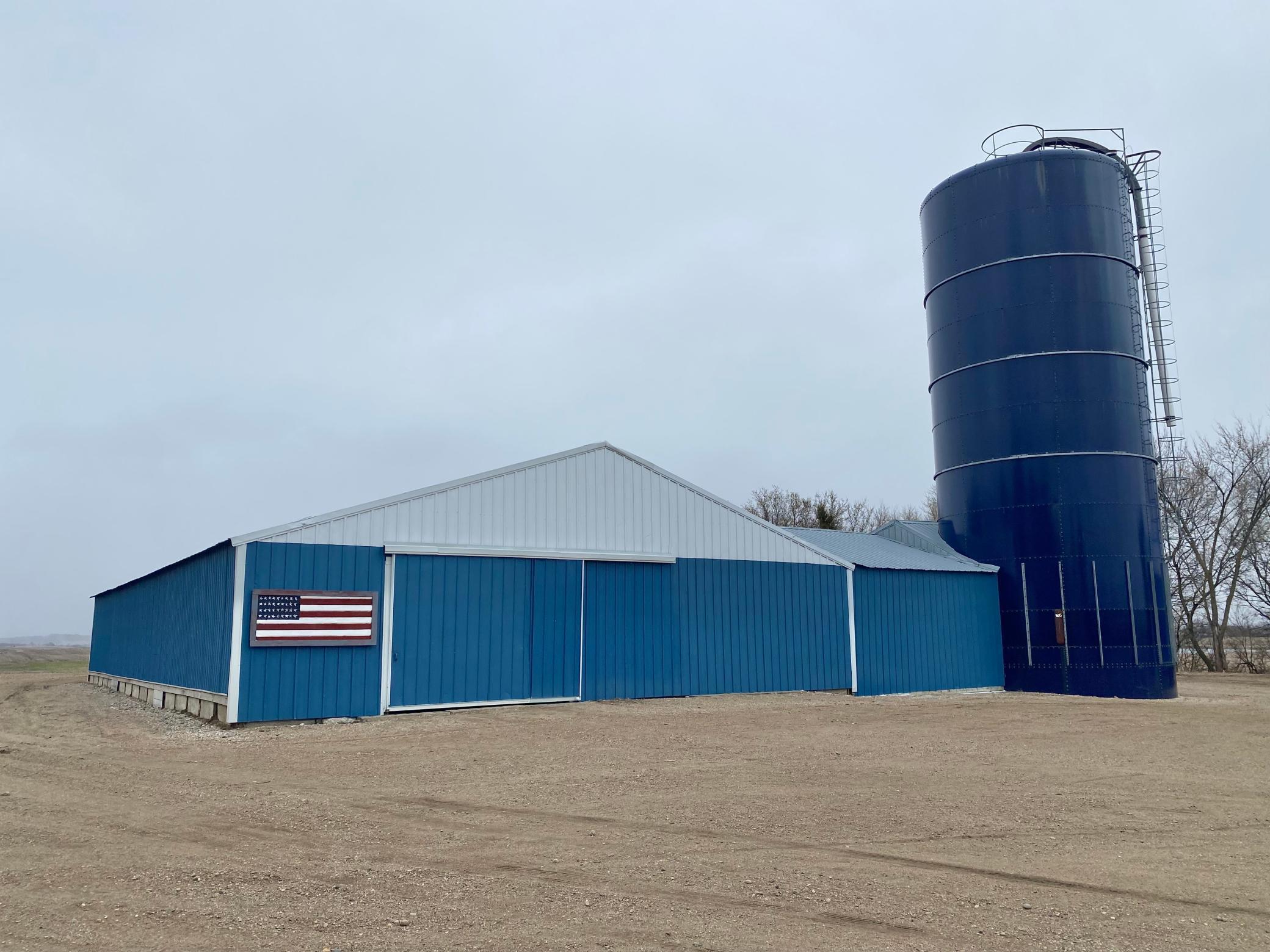 Barn | Silo 45X80