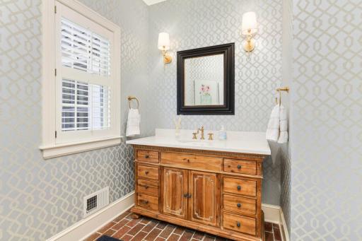 18496 Saint Mellion Place, Eden Prairie, MN 55347