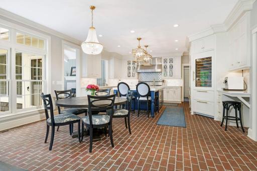 18496 Saint Mellion Place, Eden Prairie, MN 55347