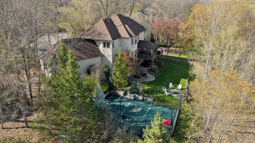 8659 Sherwood Bluff, Eden Prairie, MN 55347