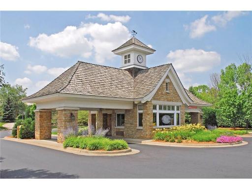 8659 Sherwood Bluff, Eden Prairie, MN 55347