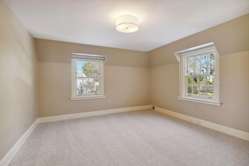 4709 Townes Road, Edina, MN 55424