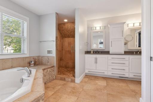 5841 Saint Johns Avenue, Edina, MN 55424