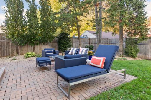 5841 Saint Johns Avenue, Edina, MN 55424