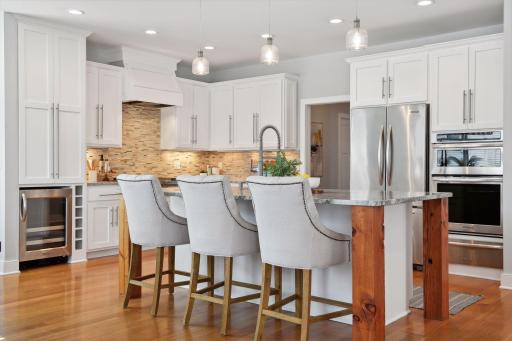 5841 Saint Johns Avenue, Edina, MN 55424