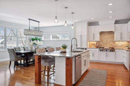5841 Saint Johns Avenue, Edina, MN 55424