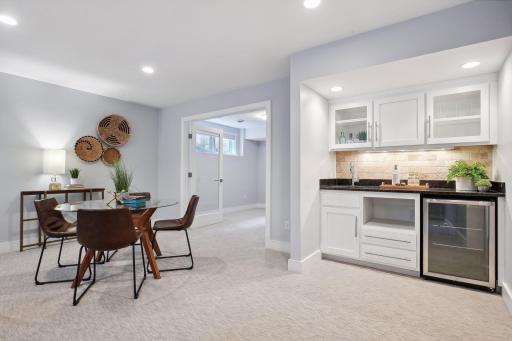 5841 Saint Johns Avenue, Edina, MN 55424