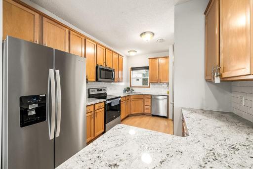 16304 70th Avenue N, Maple Grove, MN 55311
