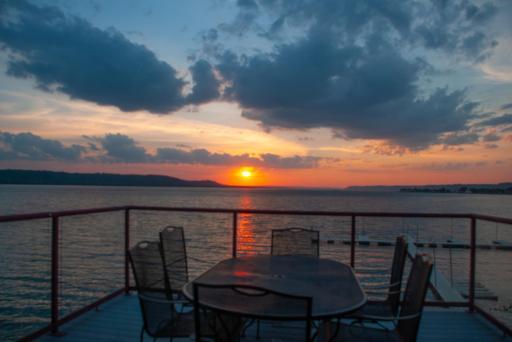 Isn't this a nice spot to enjoy your morning coffee while watch to sunrise over Lake Pepin?
