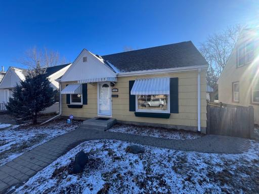 864 20th Avenue SE, Minneapolis, MN 55414