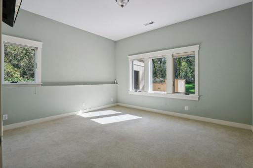 12381 Riverview Trail N, Stillwater, MN 55082