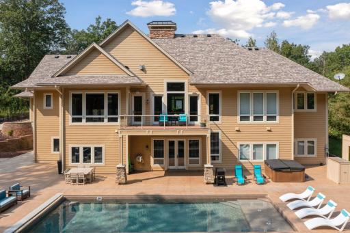 12381 Riverview Trail N, Stillwater, MN 55082