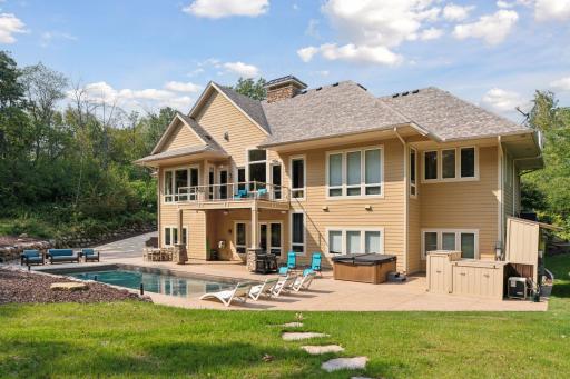 12381 Riverview Trail N, Stillwater, MN 55082