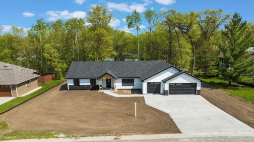 1805 Wildflower Lane NE, Alexandria, MN 56308