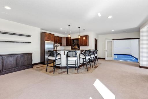 7061 Mill Creek Lane, Excelsior, MN 55331
