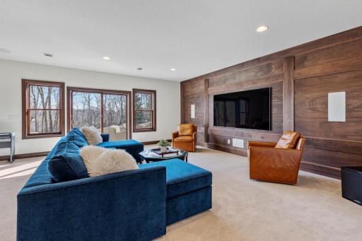 7061 Mill Creek Lane, Excelsior, MN 55331