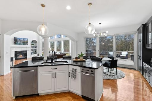 18119 Bearpath Trail, Eden Prairie, MN 55347