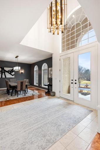18119 Bearpath Trail, Eden Prairie, MN 55347