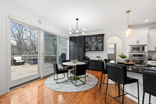 18119 Bearpath Trail, Eden Prairie, MN 55347