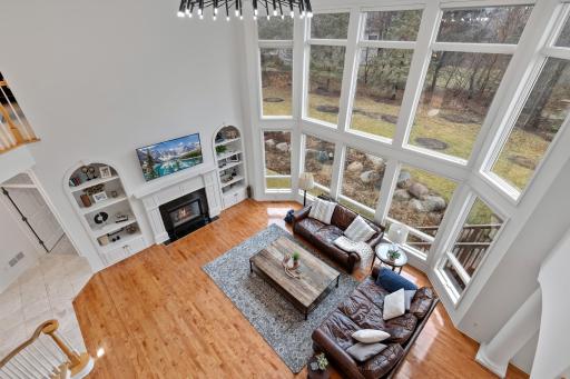 18119 Bearpath Trail, Eden Prairie, MN 55347
