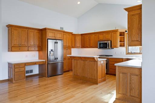 5428 Candy Cove Trail SE, Prior Lake, MN 55372