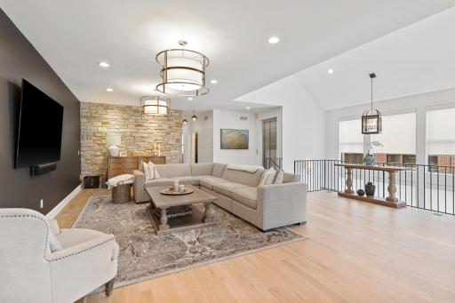 207 Walker Avenue S, Wayzata, MN 55391