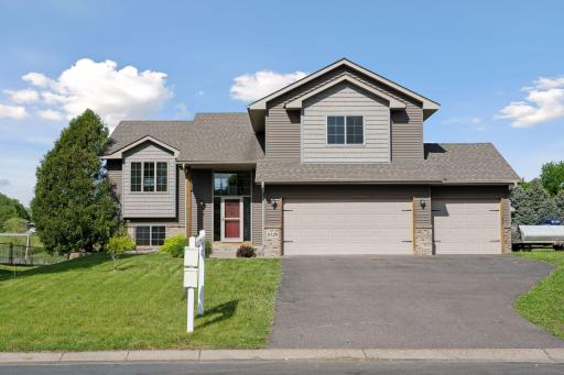 8128 Padgett Avenue NE, Elk River, MN 55330