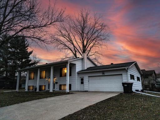 1001 Sioux Lane, Saint Peter, MN 56082