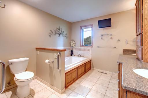 170 Pegasus Circle, Mankato, MN 56001