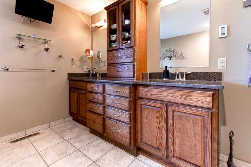 170 Pegasus Circle, Mankato, MN 56001