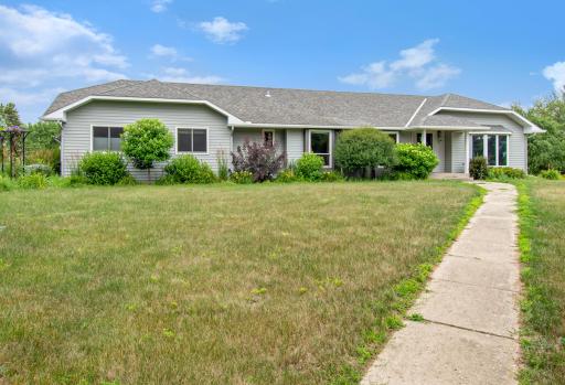 170 Pegasus Circle, Mankato, MN 56001