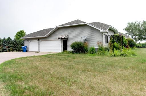 170 Pegasus Circle, Mankato, MN 56001