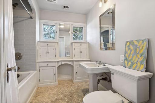 Photo for 4602 Drexel Avenue, Edina, MN 55424 - Listing #6495195 4602 Drexel Avenue, Edina, MN 55424