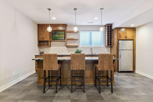 7116 Lanham Lane, Edina, MN 55439