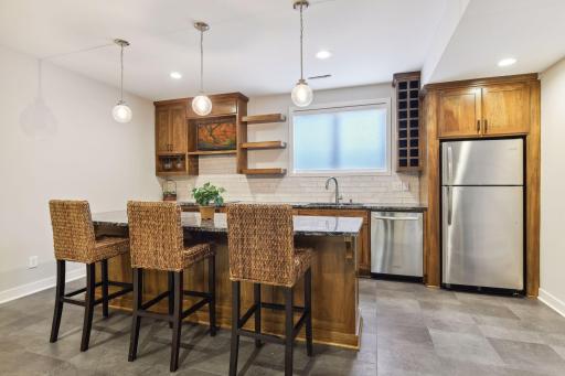 7116 Lanham Lane, Edina, MN 55439
