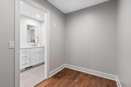 5650 Fairlawn Shores Trail SE, Prior Lake, MN 55372