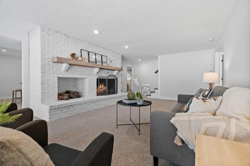 5650 Fairlawn Shores Trail SE, Prior Lake, MN 55372