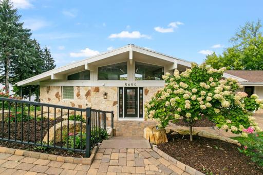 5650 Fairlawn Shores Trail SE, Prior Lake, MN 55372
