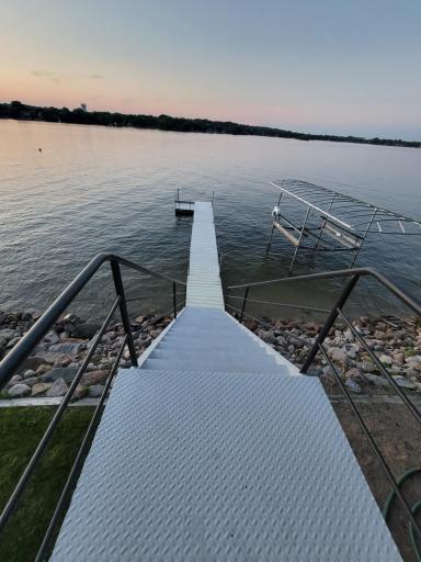 5650 Fairlawn Shores Trail SE, Prior Lake, MN 55372