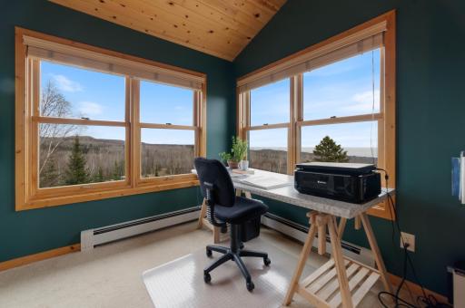 Who wouldn't want to work from home in the unique space?