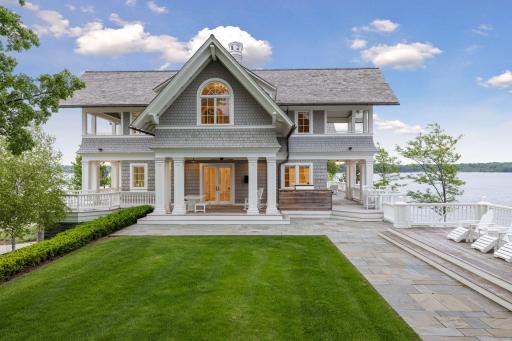 East coast shingle-style design and superb craftsmanship from Swan Architecture and Streeter Homes.