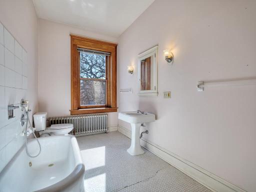 335 Summit Avenue, Saint Paul, MN 55102