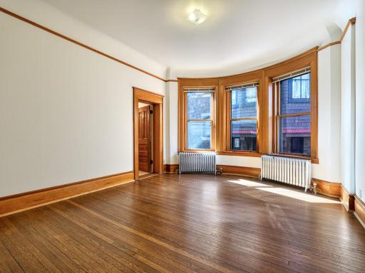 335 Summit Avenue, Saint Paul, MN 55102