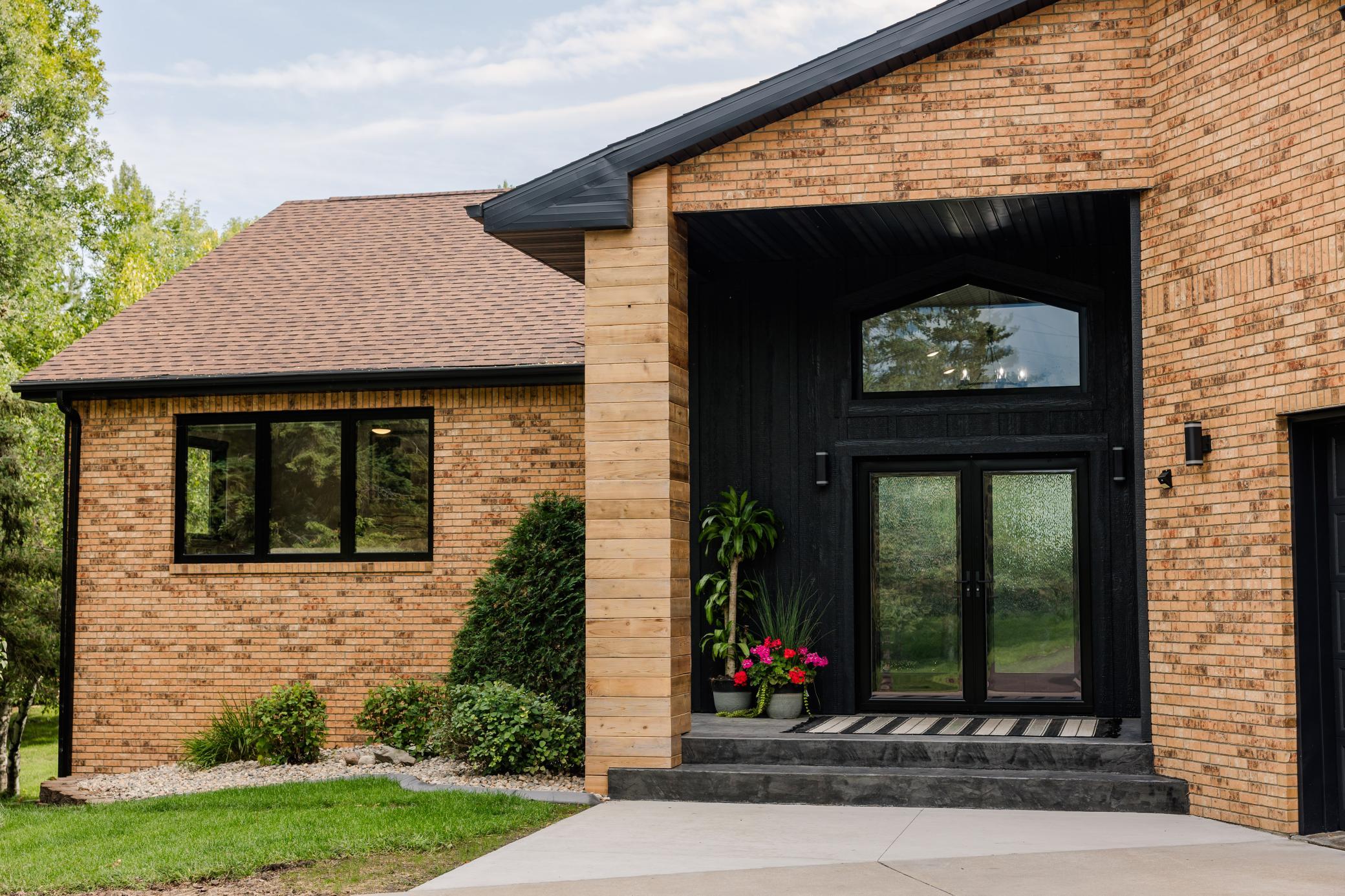 804 S Shore Dr Detroit Lakes, MN 56501-2-62.jpg